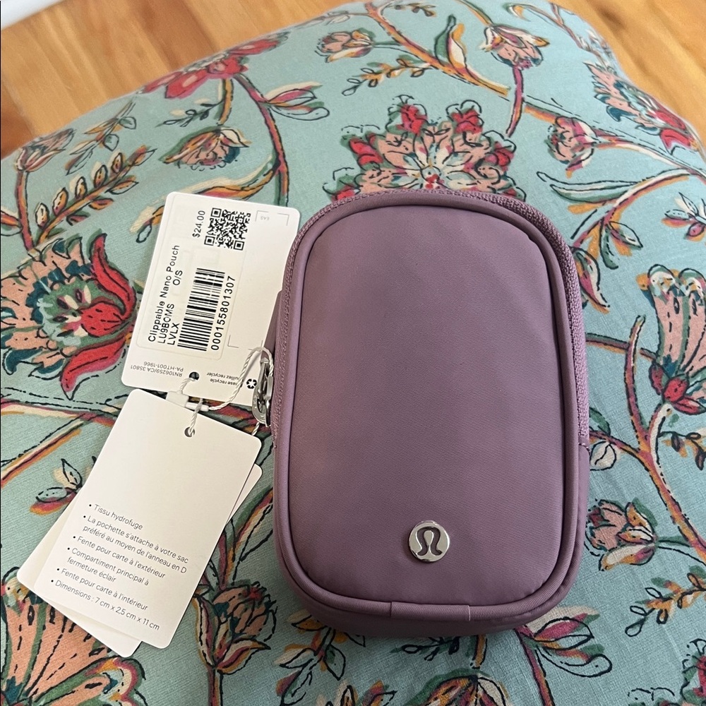 NWT LULULEMON Clippable Nano Pouch